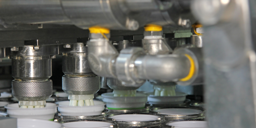 bardak ayran dolum ve kapatma makinesi tetripak makine (1)