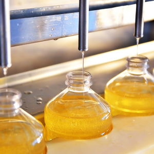 plastik şişe dolum