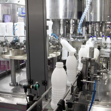 taze günlük süt dolum kapatma etiketleme makinası tetripak machine