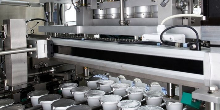 Hazır kap dolum makinası Tetripak Makine dolum kapatma ve etiketleme (1)yeni Hazır kap dolum makinası Tetripak Makine dolum kapatma ve etiketleme (1)yeni